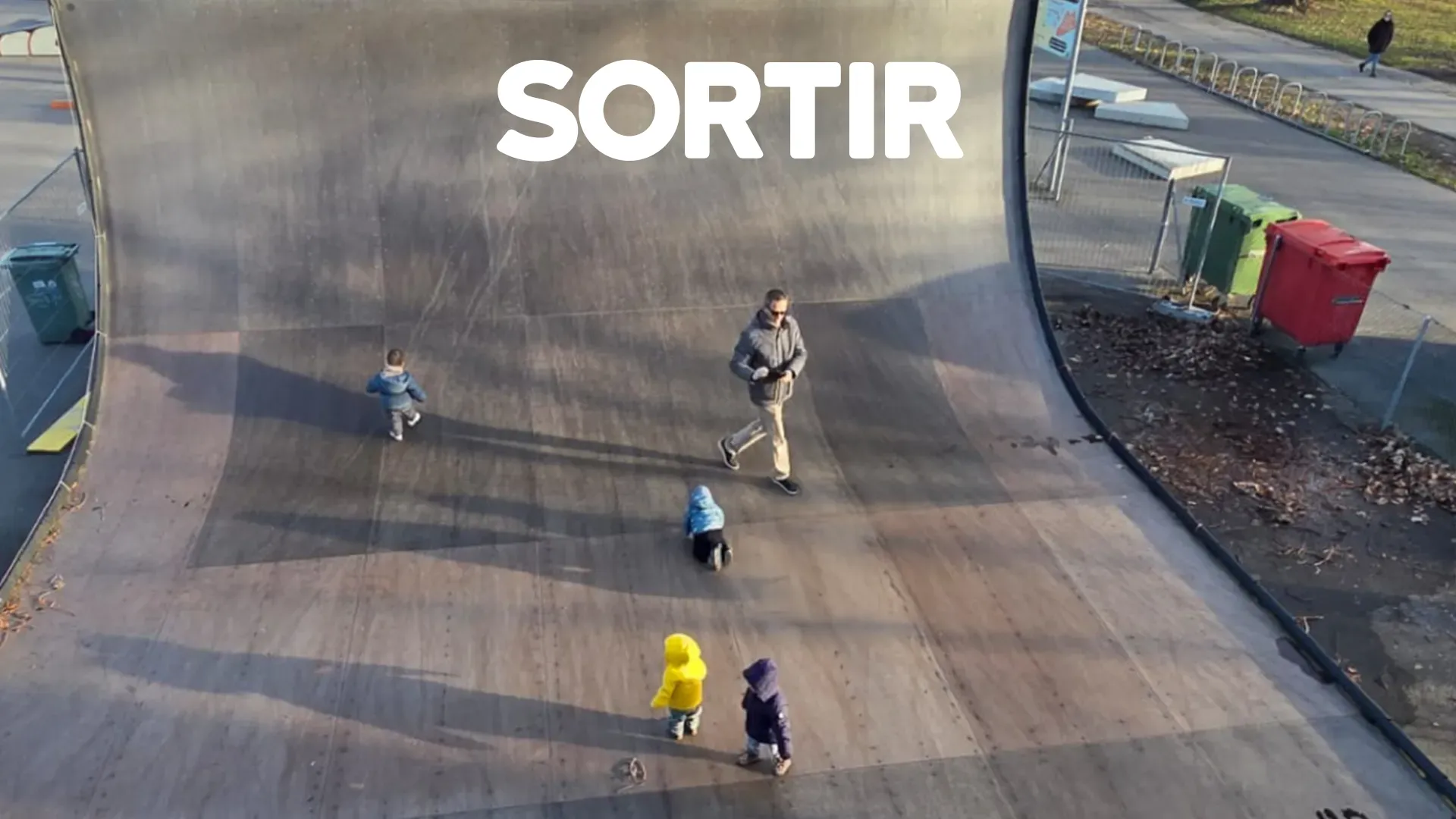 Microcosme Mini Trotteurs Gouter Exterieur Lausanne Maladiere 00 B