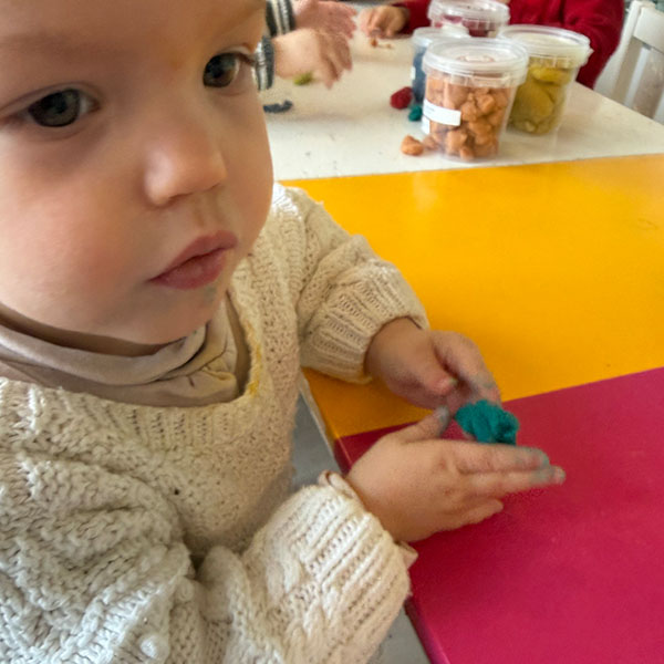 Microcosme Activite Pate A Modeler Sensorielle Lausanne Maladiere 06