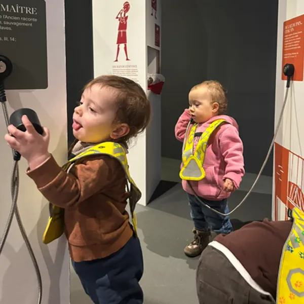 Microcosme Eveil Sensoriel Ruines Romaines Vidy Lausanne 06