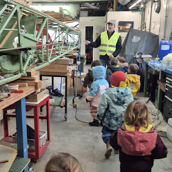 Visite Aeroport Blecherette Enfants Microcosme Lausanne 04