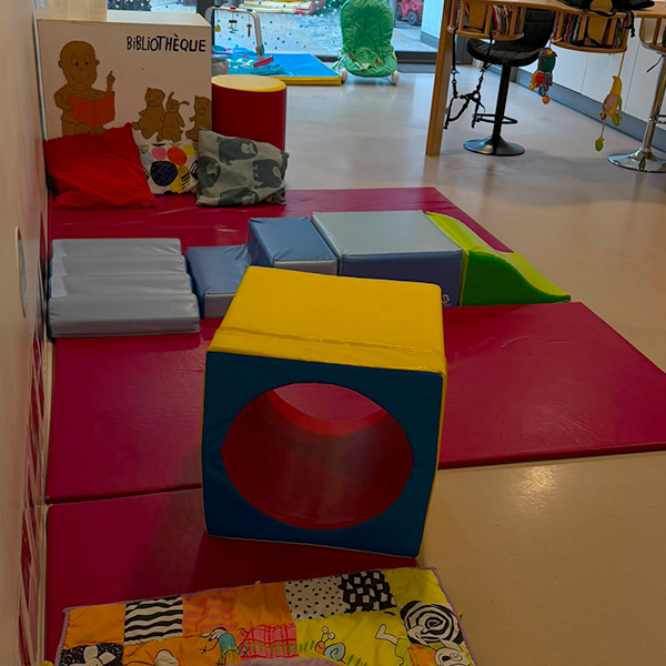Microcosme Nurserie Accueil Environnement Lausanne 02